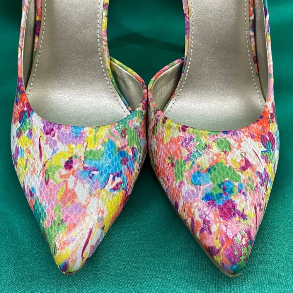 a.n.a Multi-color Floral w/Snakeskin Texture Pointed-Toe 4” Heels—Size 9M